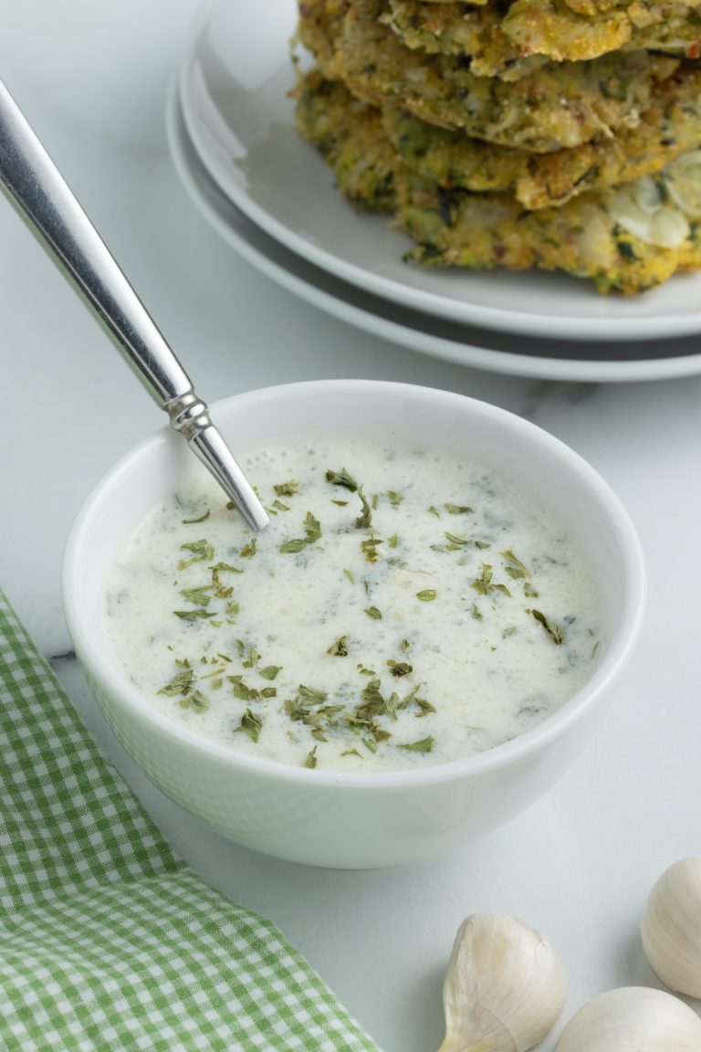 Garlic Yogurt Dipping Sauce